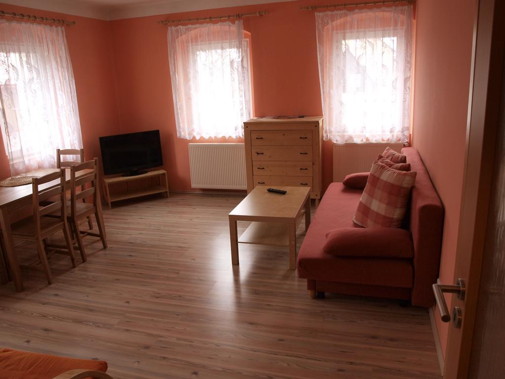Apartments Viktoria Klinovec Kovářská Εξωτερικό φωτογραφία